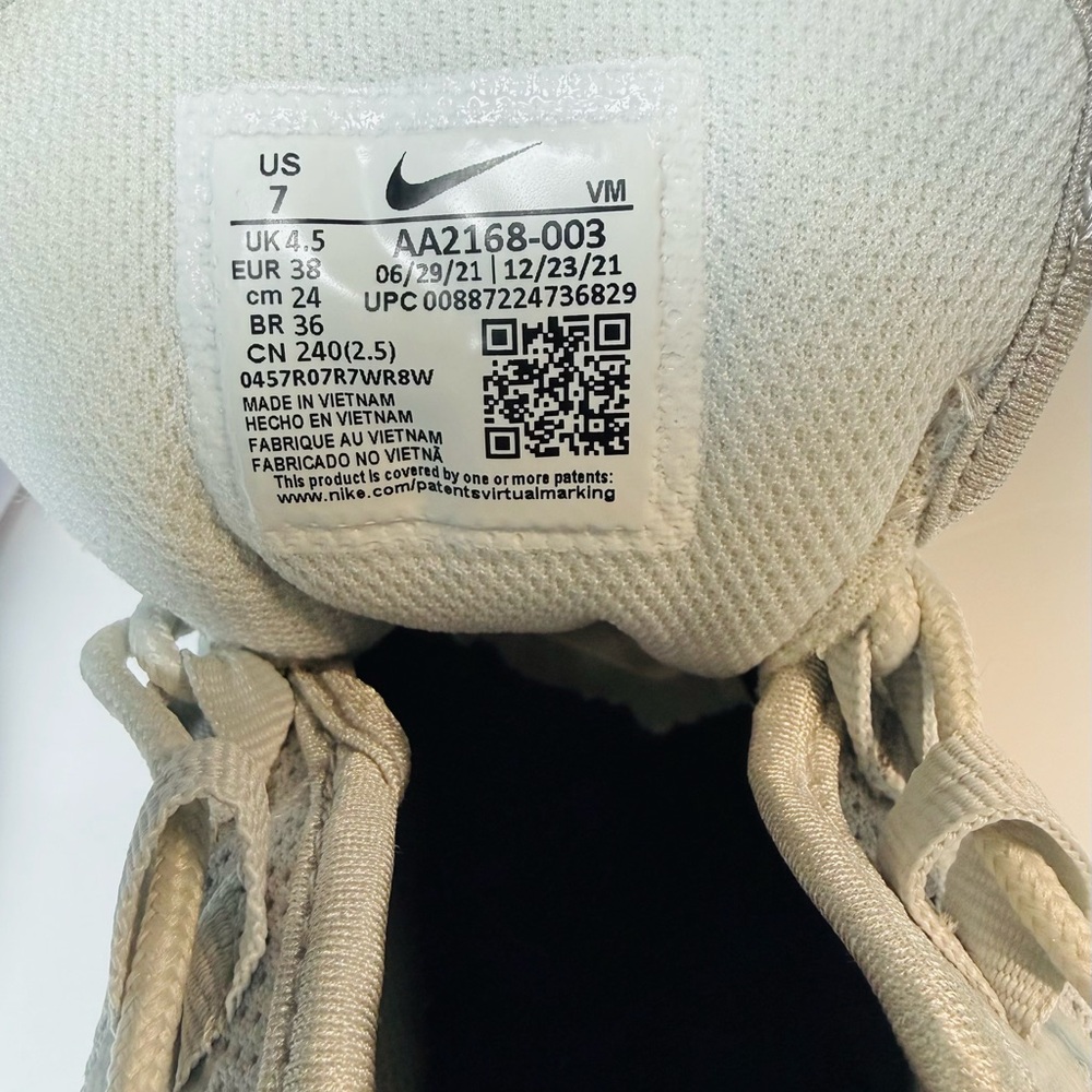 Nike Women's Air Sneakers - White and Gray - Picture 5 of 5